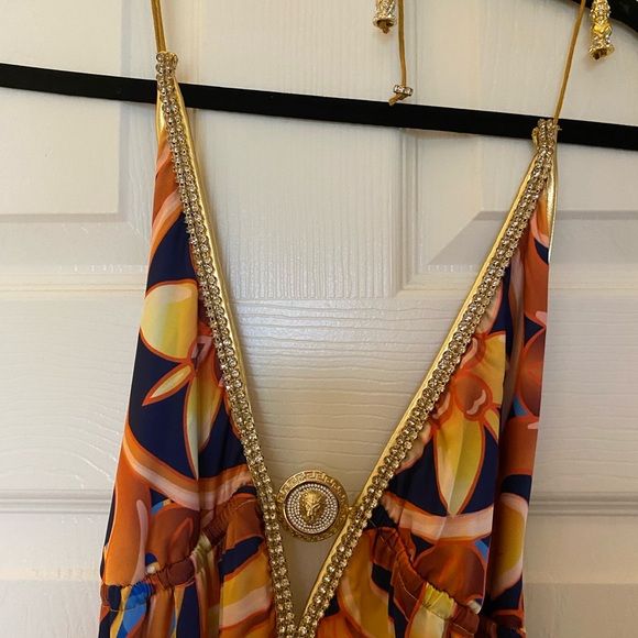 Elegant Blue and Gold Maxi Dress - Picture 2 of 11